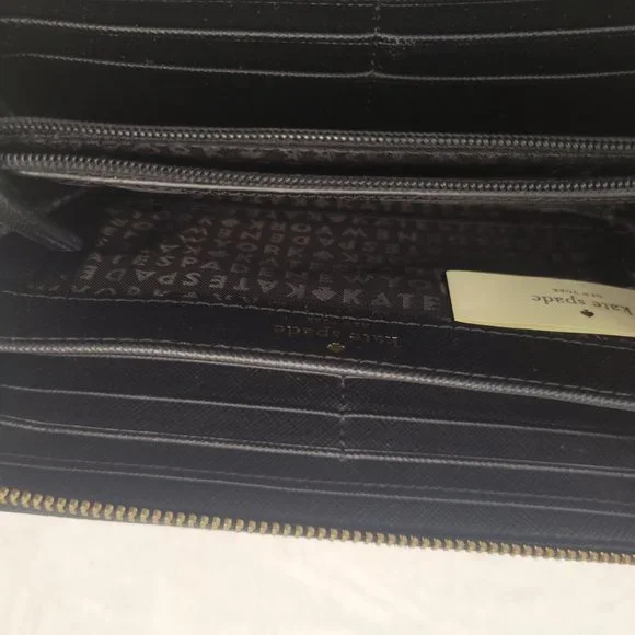 ♠️ kate spade ♠️ Black Continental Wallet Zip Around - Picture 5 of 6